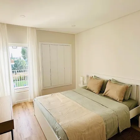 아파트 The Sun Of